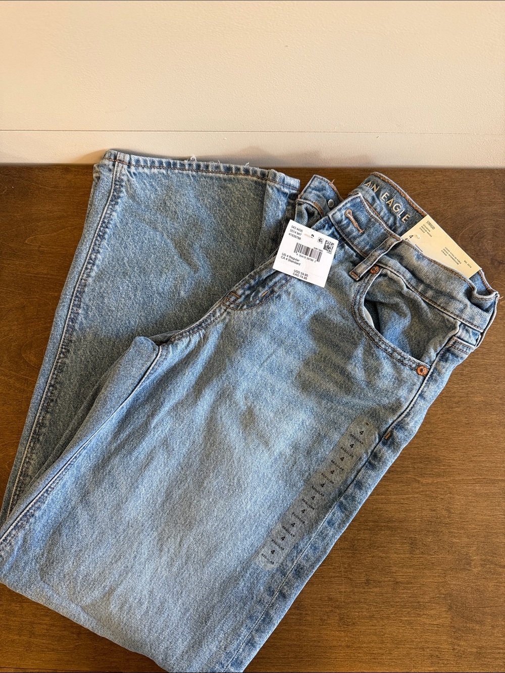 American Eagle Outfitters Light Blue stovepipe wide leg jeans